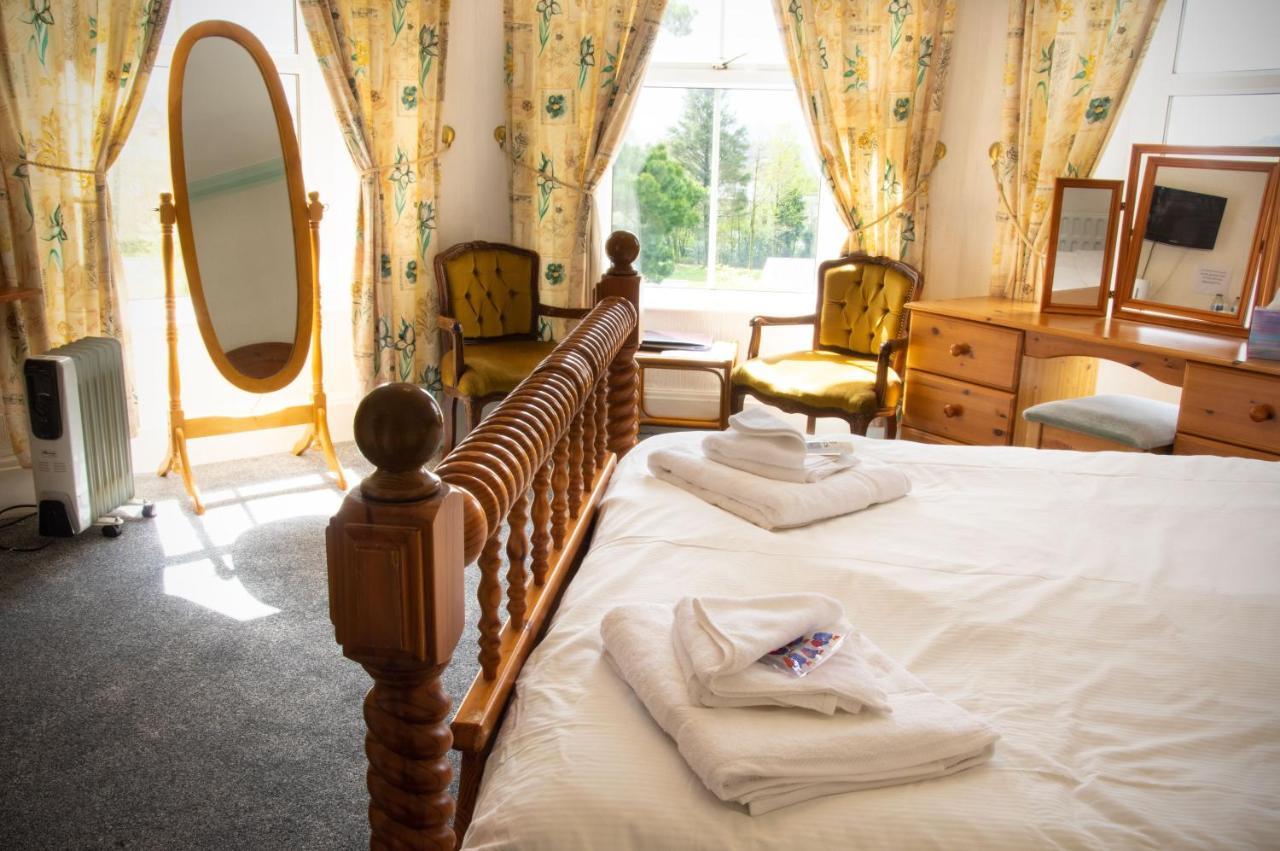Isallt Guesthouse Блайнай-Фестініоґ Екстер'єр фото
